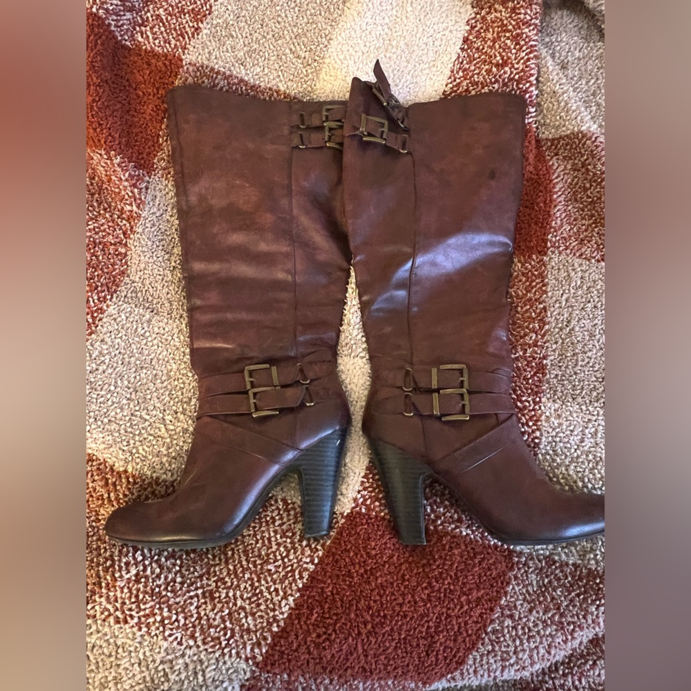 Maroon wide calf boots